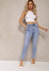 Jasnoniebieskie Skinny Jeansy Bawełniane z Dziurami i Przetarciami Altrasa. Niebieskie jeansy damskie Renee, bez wzorów, z bawełny. Za 99.99 zł.
