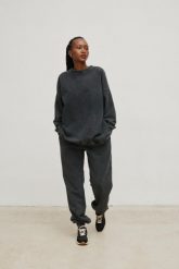 Spodnie dresowe typu jogger w kolorze FADED GREY - STAGER-XL. Szare spodnie dresowe damskie Marsala, s, bez wzorów, z bawełny. W wyprzedaży za 107.96 zł.