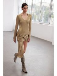 Trendyol Sukienka w kolorze beżowym rozmiar: S. Brązowe sukienki damskie Trendyol, bez wzorów, bez ramiączek. Za 100.99 zł.