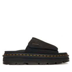 Klapki Dr. Martens. Czarne klapki damskie Dr Martens, bez wzorów, bez obcasa, bez zapięcia. Za 543.99 zł.