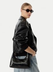 Calvin Klein Torebka Foil Logo Glossy LV04F3737G Czarny. Czarne torebki klasyczne damskie Calvin Klein, ze skóry, bez dodatków. Za 489.99 zł.