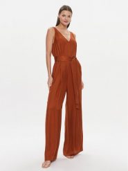 IVY OAK Kombinezon Patricia IO115149 Miedziany Relaxed Fit. Brązowe sukienki damskie IVY & OAK, bez wzorów, z wiskozy, bez ramiączek. Za 2,139.00 zł.