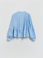 Wiskozowa koszula - jasnoniebieski. Niebieskie koszule damskie Reserved, l, bez wzorów, z wiskozy, bez kołnierzyka, bez ramiączek. Za 119.99 zł.