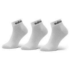 Skarpety krótkie adidas. Białe skarpetki damskie Adidas, bez wzorów. Za 29.99 zł.