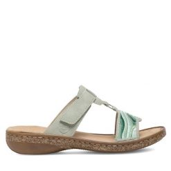 Klapki Rieker. Zielone klapki damskie Rieker, bez wzorów, bez obcasa, bez zapięcia. Za 289.99 zł.