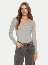 Guess Jeans Bluzka W4YI21 J1314 Szary Regular Fit. Szare bluzki damskie Guess Jeans, s, z aplikacjami, z bawełny, bez kołnierzyka, bez ramiączek. Za 99.99 zł.