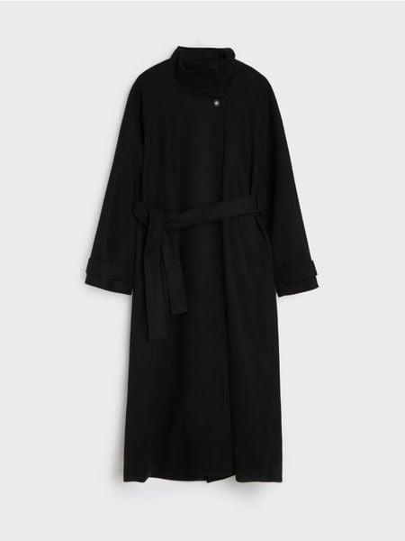 Długi klasyczny płaszcz z paskiem - czarny. Czarne płaszcze damskie Sinsay, l, bez wzorów, bez kaptura. Za 139.99 zł.
