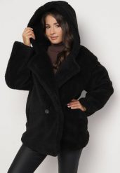 Czarna Futrzana Kurtka Teddy z Kapturem Zapinana na Guziki Kejavia. Czarne kurtki damskie Born2be, l, bez wzorów, z futra, z kapturem. Za 259.99 zł.