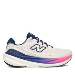 Buty do biegania New Balance. Białe obuwie sportowe treningowe New Balance, do biegania. Za 849.99 zł.