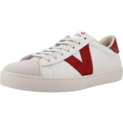 Tenisówki Victoria Model 1126142 Kolor Czerwony. Czerwone obuwie sportowe damskie Victoria, z tkaniny, bez zapięcia, tenisowe. Za 377.50 zł.
