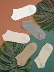 Skarpetki 5 pack - wielobarwny. Skarpetki damskie Sinsay, bez wzorów. Za 12.99 zł.