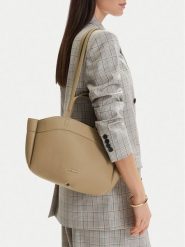 GINO ROSSI Torebka C-LDA8549 Beżowy. Brązowe torebki klasyczne damskie Gino Rossi, ze skóry, bez dodatków. Za 199.99 zł.