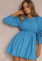 Niebieska Sukienka Appomene. Niebieskie sukienki damskie Renee, bez wzorów, boho, bez ramiączek. W wyprzedaży za 203.99 zł.