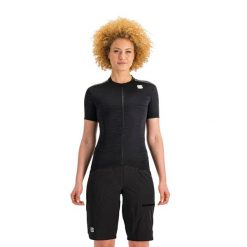 Spodenki rowerowe damskie Sportful Giara Overshort. Czarne spodenki sportowe damskie SPORTFUL, na lato, xl, bez wzorów, z elastanu, rowerowe. Za 180.00 zł.