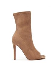 DeeZee Botki LW0606-1 Brązowy. Brązowe botki damskie DeeZee, z materiału, bez obcasa, na szpilce, bez zapięcia. Za 169.99 zł.