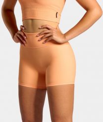 Szorty sportowe damskie żebrowane. Brązowe spodenki sportowe damskie NORDICDOTS, l, bez wzorów, z materiału, z standardowym stanem, na fitness i siłownię. Za 235.00 zł.