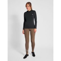 Damska bezszwowa bluza z kapturem Newline Cambrigde. Czarne bluzy damskie Newline, s, bez wzorów, z kapturem. W wyprzedaży za 175.20 zł.