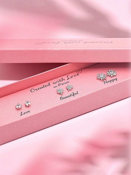 Created with Love 3-częściowy zestaw kolczyków-wkrętek "True" z cyrkoniami rozmiar: onesize. Szare kolczyki damskie Created with Love, z cyrkonią, srebrne. Za 56.99 zł.