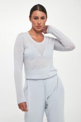 Sweter damski z wełny dziewiczej ELISABETTA FRANCHI. Swetry klasyczne damskie Elisabetta Franchi, z wełny, bez kołnierzyka. Za 1,219.00 zł.