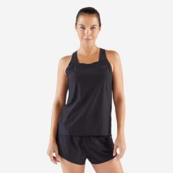 Koszulka do biegania bez rękawów damska Kiprun Run 900 Light. Czarne koszulki damskie KIPRUN, m, bez wzorów, z elastanu, bez kołnierzyka, bez ramiączek. Za 129.99 zł.