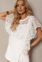 Biała Koronkowa Bluzka w Stylu Boho Raspia. Białe bluzki damskie Renee, m, bez wzorów, z koronki, boho, bez kołnierzyka, bez ramiączek. Za 49.99 zł.