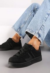 Czarne Sznurowane Sneakersy na Płaskiej Podeszwie Ozdobione Paskami Nevirenna. Czarne obuwie sportowe casual damskie Born2be, z jeansu. Za 69.99 zł.