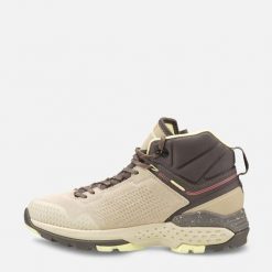 Buty turystyczne damskie Garmont Groove Mid G-Dry. Brązowe obuwie trekkingowe damskie Garmont, bez zapięcia. W wyprzedaży za 359.00 zł.
