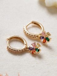 Lodie Silver Pozłacane kolczyki-kreole z cyrkoniami rozmiar: onesize. Szare kolczyki damskie Lodie Silver, z cyrkonią, metalowe. Za 39.99 zł.