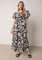 Czarna Rozkloszowana Sukienka z Wiskozy z Bufiastymi Rękawami w Roślinny Wzór Semea. Czarne sukienki damskie Born2be, bez wzorów, z materiału, biznesowe, bez ramiączek. Za 89.99 zł.