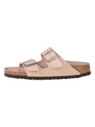 Birkenstock Klapki w kolorze jasnoróżowym rozmiar: 38. Czerwone klapki damskie Birkenstock, bez wzorów, z otwartym noskiem, bez obcasa, bez zapięcia. Za 299.95 zł.