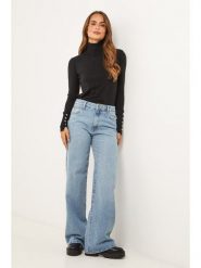 Soft Cashmere Golf w kolorze czarnym rozmiar: 34/36. Czarne golfy damskie Soft Cashmere, bez wzorów, z kaszmiru, bez ramiączek. Za 108.99 zł.