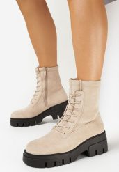Beżowe Botki Workery na Grubej Podeszwie Chitrita. Brązowe botki damskie Born2be, eleganckie, bez obcasa, na płaskiej podeszwie, bez zapięcia. Za 119.99 zł.