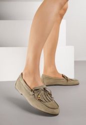 Zielone Mokasyny Ozdobione Frędzlami Kokardą i Koralikami Woodswift. Zielone mokasyny damskie Born2be, z jeansu, bez obcasa. Za 89.99 zł.