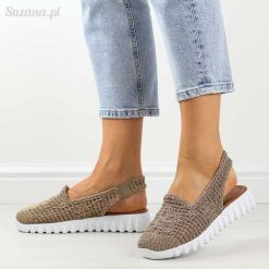 Plecione sandały, buty damskie T.Sokolski 806 Nut. Brązowe obuwie sportowe damskie Sokolski, bez wzorów, z tkaniny, bez obcasa, bez zapięcia. W wyprzedaży za 161.10 zł.
