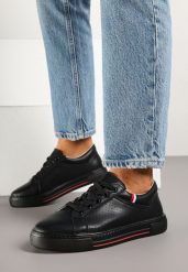 Czarne Sneakersy Tenisówki ze Skóry Naturalnej Zdobione Perforacją Tillirene. Czarne obuwie sportowe damskie Renee, z aplikacjami, z jeansu, bez zapięcia. Za 169.99 zł.