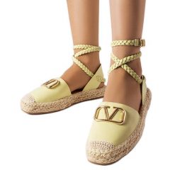 Zielone wiązane espadryle Parent. Zielone espadryle damskie z aplikacjami, z koronki, bez obcasa, na platformie. Za 84.79 zł.