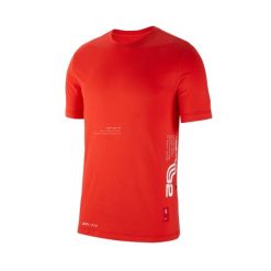 Koszulka sportowa damska Nike Kyrie Irving Dry-Fit z krótkim rękawem. Czerwone koszulki sportowe damskie Nike, l, bez wzorów, bez ramiączek, do koszykówki. Za 139.99 zł.