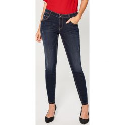 Jeansy skinny regular - Niebieski. Niebieskie jeansy damskie Mohito. Za 119.99 zł.