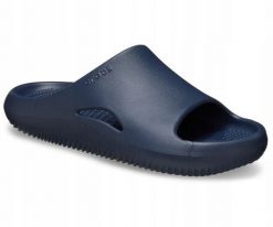 Klapki Dla Dorosłych Crocs Mellow Recovery Slide. Niebieskie klapki damskie Crocs, bez wzorów, z materiału, bez obcasa, bez zapięcia. Za 199.99 zł.