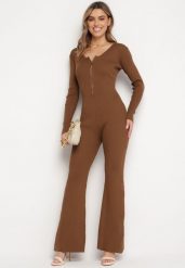 Brązowy Wiskozowy Kombinezon Bodycon z Prążkowaniem i Suwakiem Alnorema. Brązowe sukienki damskie Born2be, bez wzorów, prążkowane, eleganckie, bez ramiączek. W wyprzedaży za 118.99 zł.
