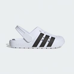 Klapki Adilette Clog 2.0. Białe klapki damskie Adidas, bez wzorów, bez obcasa, bez zapięcia. Za 199.00 zł.