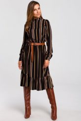 Sukienka boho w paski z falbaną na dole i paskiem brązowa wiskoza. Brązowe sukienki damskie Sukienki.shop, bez wzorów, z wiskozy, biznesowe, bez ramiączek. Za 249.00 zł.