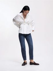 Jeansy mom comfort - granatowy. Niebieskie jeansy damskie Reserved. Za 129.99 zł.