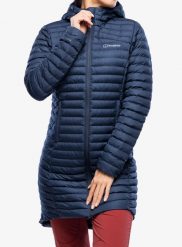 Płaszcz damski Berghaus Nula Micro Long Jacket. Niebieskie płaszcze damskie Berghaus, s, bez wzorów, z materiału, bez kaptura. Za 529.99 zł.