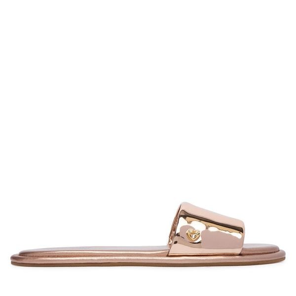 Klapki LOVE MOSCHINO. Czerwone klapki damskie Love Moschino, bez wzorów, bez obcasa, bez zapięcia. Za 445.99 zł.