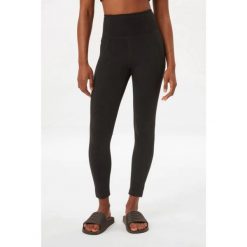 Damskie legginsy 7/8 Girlfriend Collective Compressive High-Rise. Czarne legginsy damskie GIRLFRIEND COLLECTIVE, bez wzorów. Za 389.50 zł.