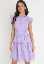 Fioletowa Rozkloszowana Sukienka Mini z Koronką i Wiązanym Paskiem Wikeen. Fioletowe sukienki damskie Born2be, bez wzorów, z koronki, bez ramiączek. Za 189.99 zł.