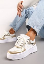 Biało-Złote Sznurowane Sneakersy na Platformie z Metalicznymi Wstawkami Arileva. Białe obuwie sportowe damskie Renee, z jeansu, bez zapięcia. Za 79.99 zł.