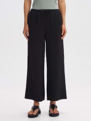 OPUS Spodnie w kolorze czarnym rozmiar: 42. Czarne spodnie materiałowe damskie Opus, bez wzorów, z materiału. Za 165.99 zł.