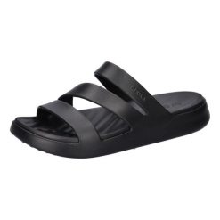 Klapki damskie Crocs Getaway Strappy. Czarne klapki damskie Crocs, bez wzorów, z materiału, bez obcasa, bez zapięcia. Za 256.00 zł.